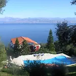Pensión Bay In Kalamaki Beach, A View Over The Whole Bay Apraos