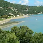Bay In Kalamaki Beach, A View Over The Whole Bay Pensión Apraos