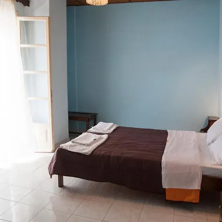 Guest house Bay In Kalamaki Apraos