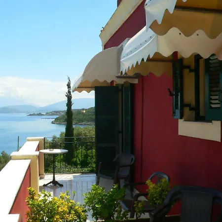 Bay In Kalamaki Guest house *